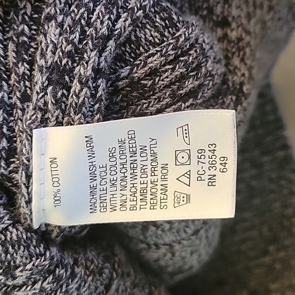 IZOD blue and gray vneck sweater 100% cotton. Size is XL. Very good condition. - Picture 6 of 6